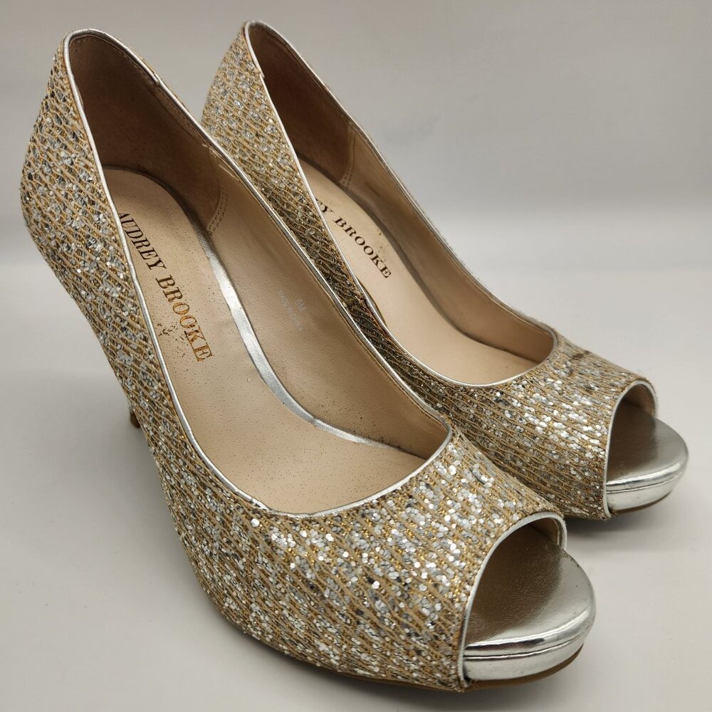 Audrey Brooke Quillan Brocade Glitter Peep Toe Heels-Size 6, Metallic Trim